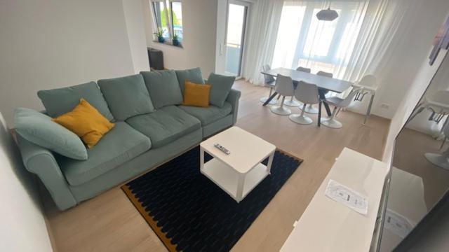 Strahlende Erdgeschoss-Wohnung Im Neubau Naehe Legoland Ichenhausen Eksteriør bilde